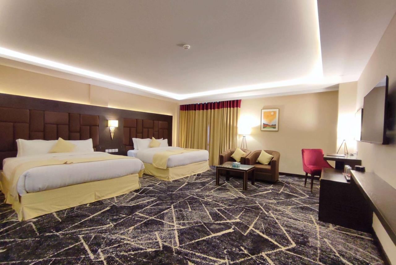 Ramada By Wyndham Murree Lower Topa Resort Ngoại thất bức ảnh