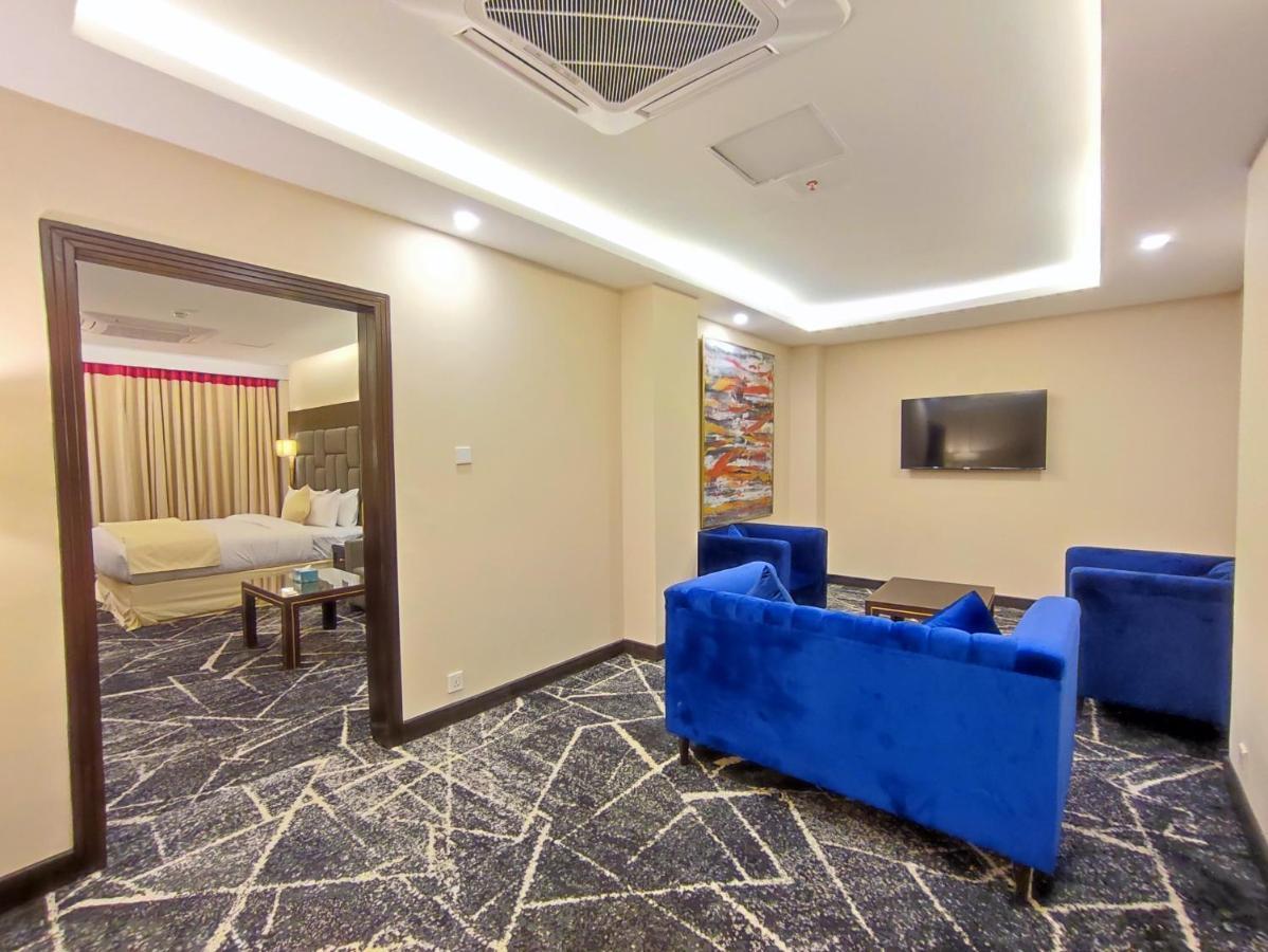 Ramada By Wyndham Murree Lower Topa Resort Ngoại thất bức ảnh