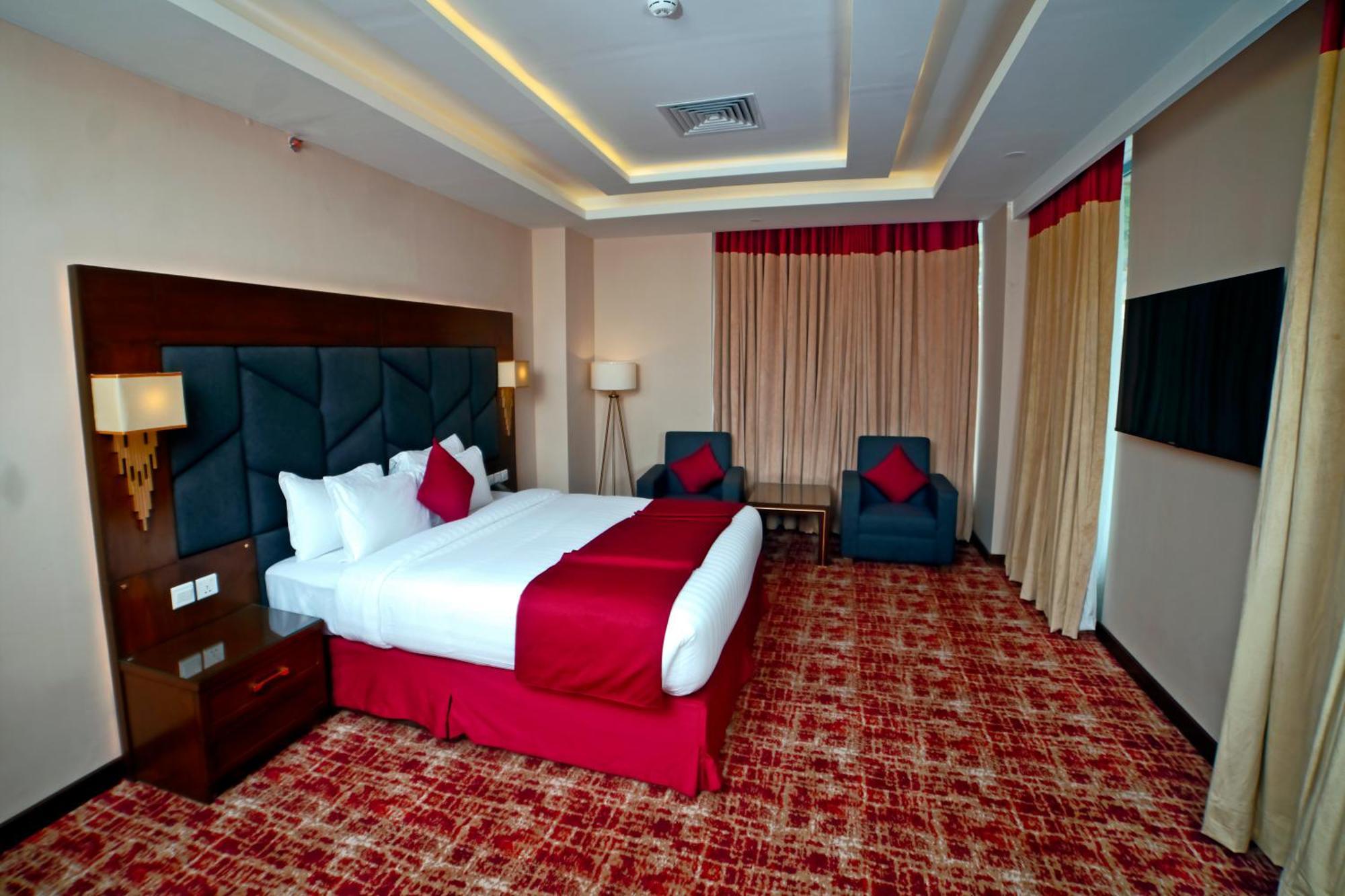 Ramada By Wyndham Murree Lower Topa Resort Ngoại thất bức ảnh