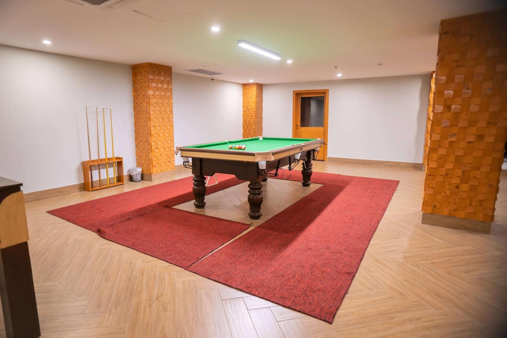 Ramada By Wyndham Murree Lower Topa Resort Ngoại thất bức ảnh